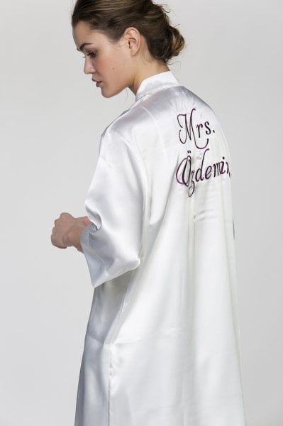 Bride  Nakışlı Sabahlık Geniş Beden - Kuyruklu Font